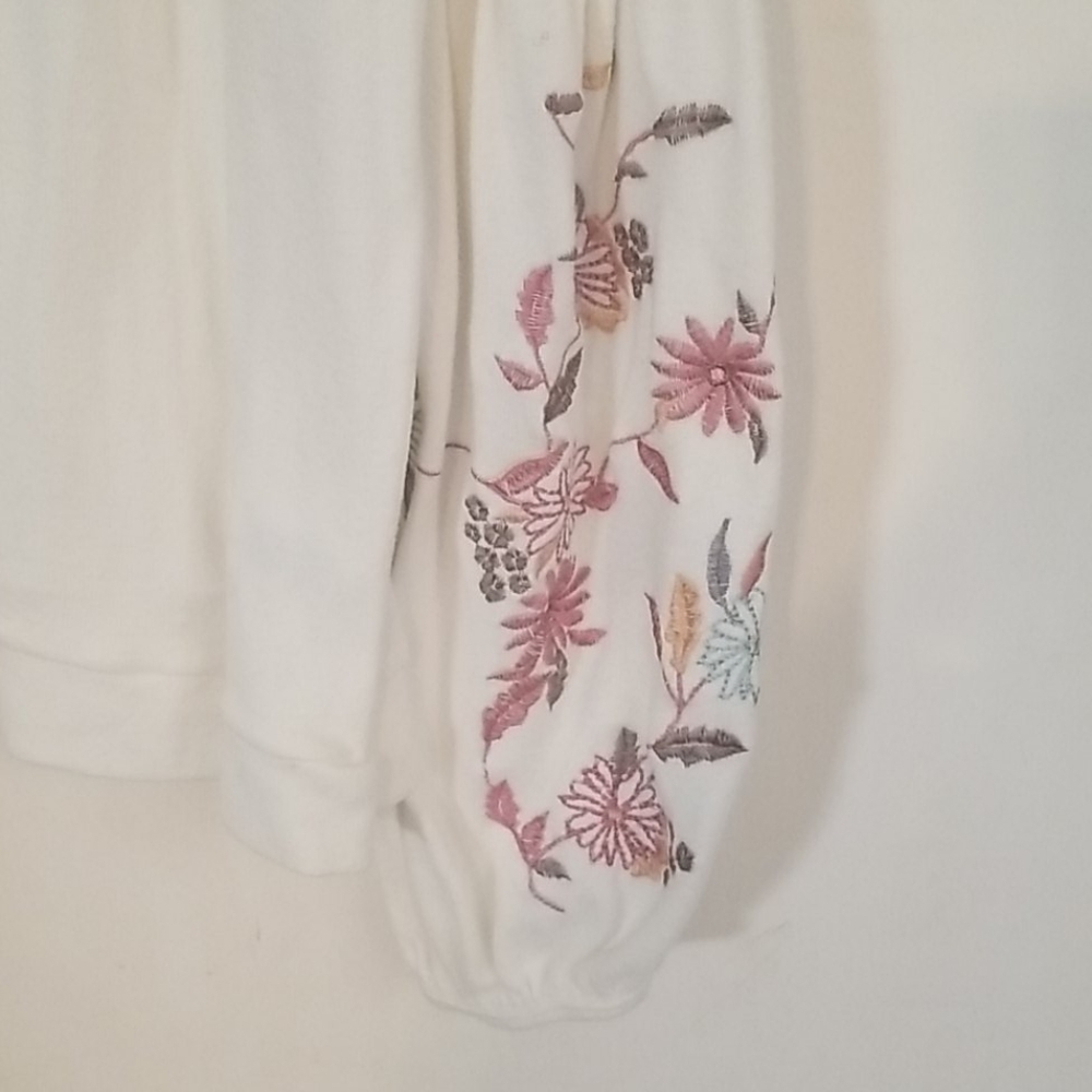 Blouse - Picture 2 of 5